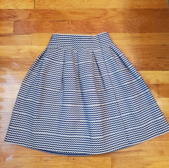 Alythea Navy and White Skirt - Picture 5 of 6